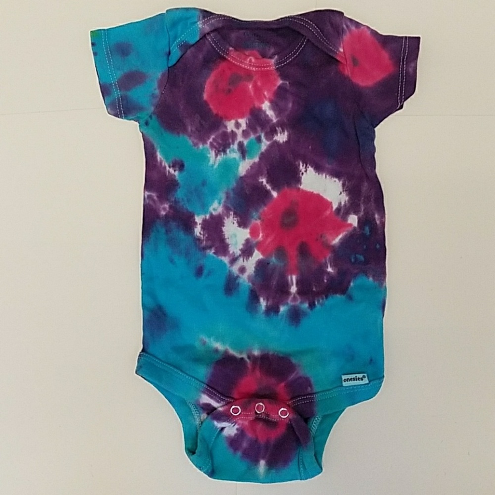 Tie-dyed onesie 3 to 6 months Gerber